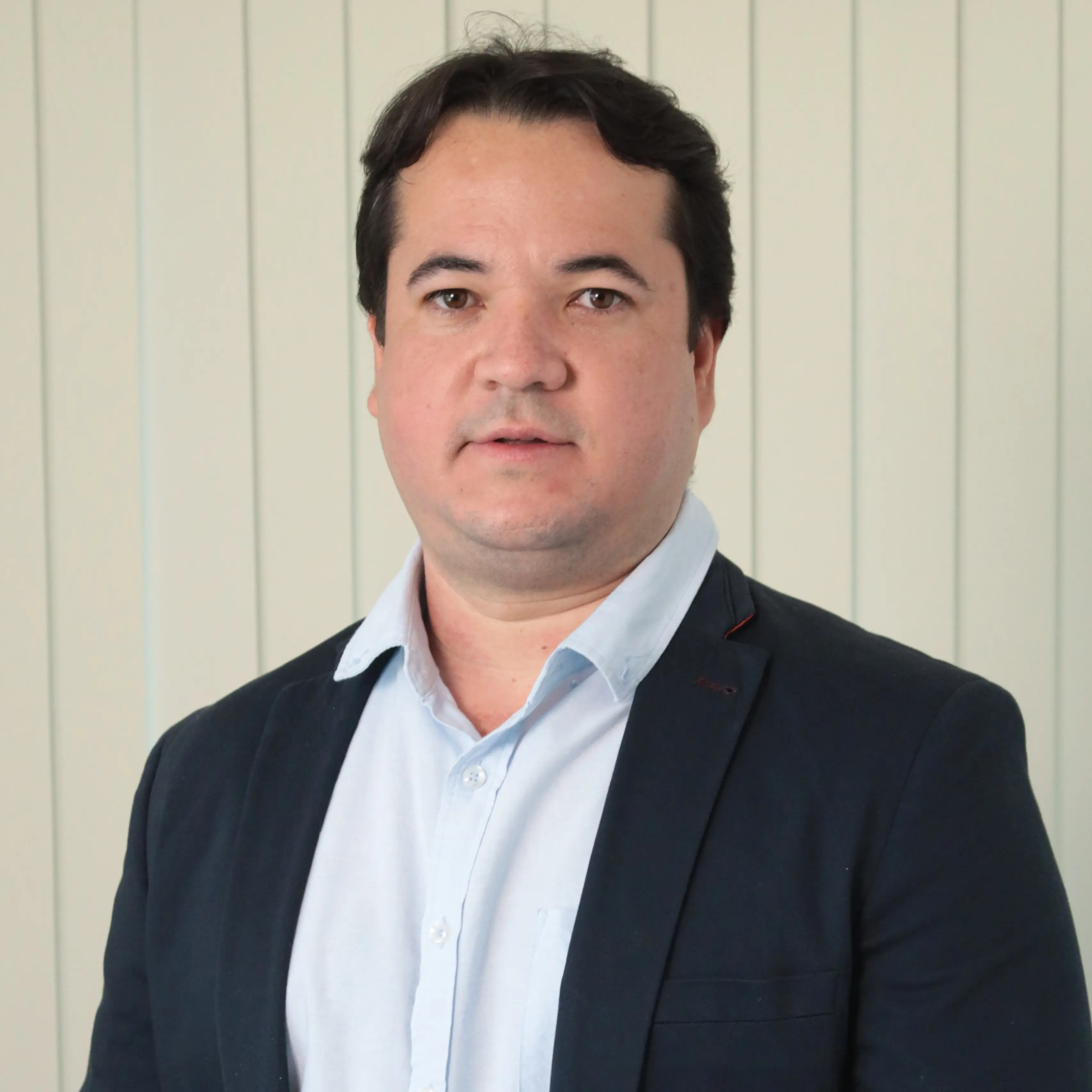 Professor(a) Eric Braga (CE)